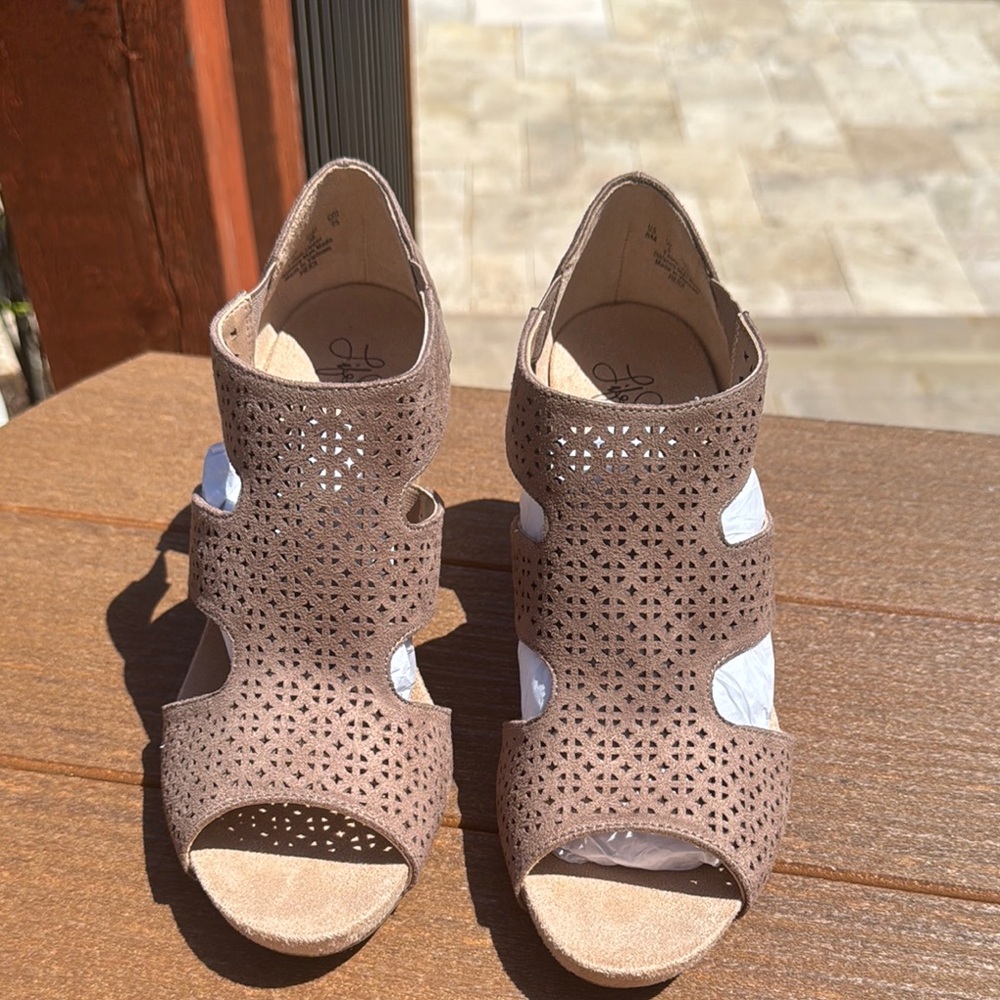 Tan Chunky Heel Perforated Heels